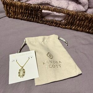 Kendra Scott Gold and White Pendant Necklace